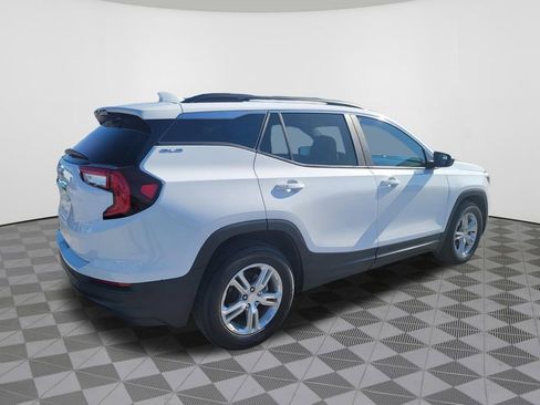 Used 2023 GMC Terrain SLE w/ Driver Convenience Package FWD image 8