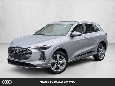 New 2025 Audi Q5 Premium Plus image 1