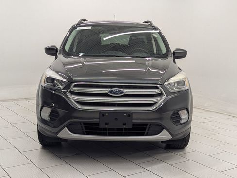 Used 2019 Ford Escape SEL image 5