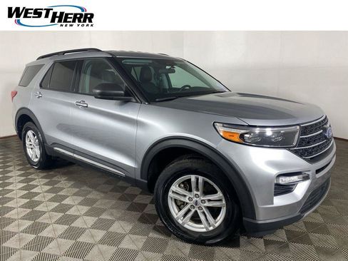 Used 2024 Ford Explorer XLT w/ Equipment Group 202A AWD/4WD image 1