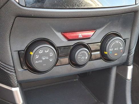 Used 2020 Subaru Forester Premium image 17