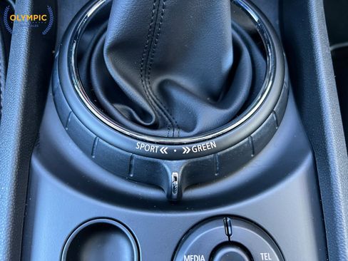 Used 2017 MINI Cooper Clubman ALL4 w/ Premium Package image 32