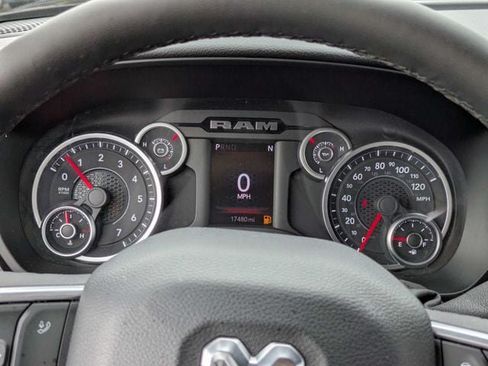 Used 2025 RAM 2500 Big Horn AWD/4WD image 27