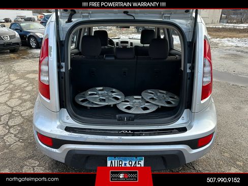 Used 2013 Kia Soul FWD image 6