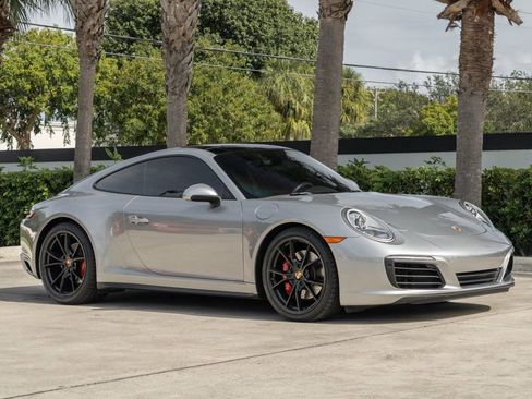 Used 2017 Porsche 911 Carrera 4S image 11