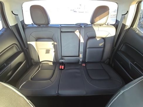 Used 2015 GMC Canyon SLT image 40