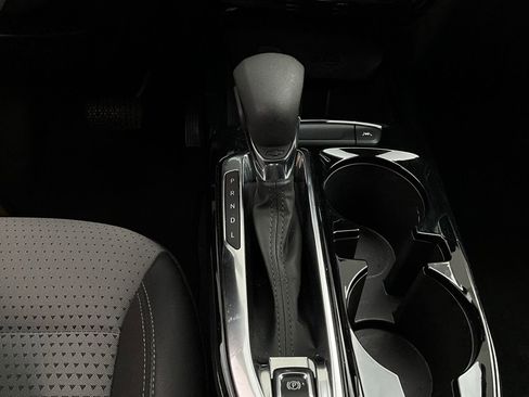 Used 2025 Chevrolet Trax LT image 22