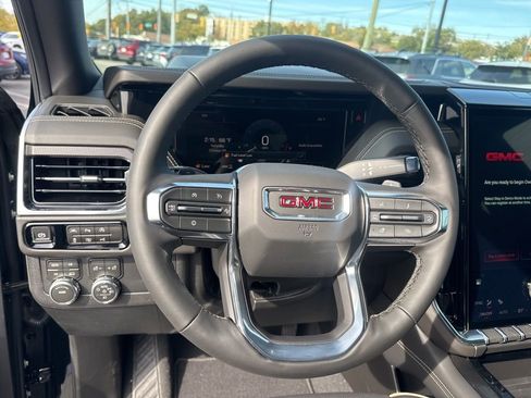 New 2026 GMC Yukon Elevation image 15