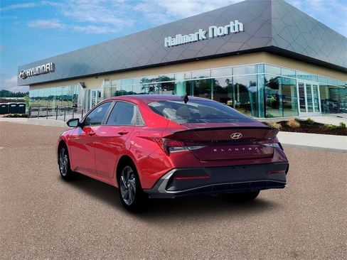 New 2026 Hyundai Elantra Sport image 5