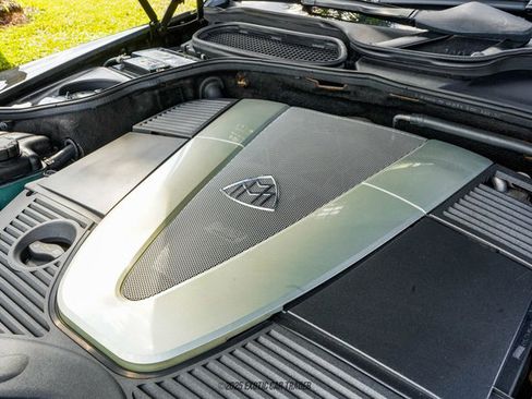 Used 2009 Maybach 62 image 19