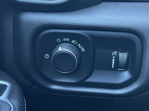 Used 2024 RAM 3500 SLT w/ Quick Order Package 2YG SLT image 34