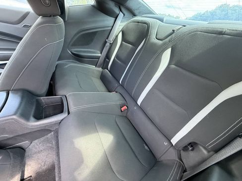 Used 2017 Chevrolet Camaro LT RWD image 19