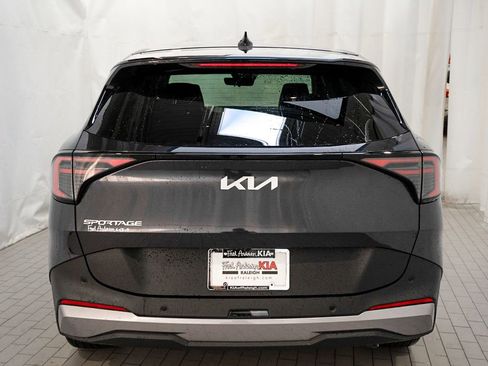 New 2026 Kia Sportage EX FWD image 5
