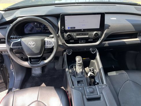 Certified 2024 Toyota Grand Highlander AWD Hybrid image 15