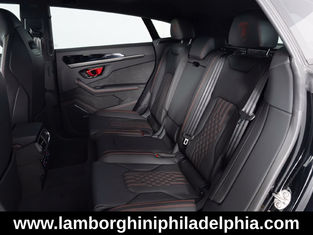 Used 2026 Lamborghini Urus SE AWD/4WD image 43