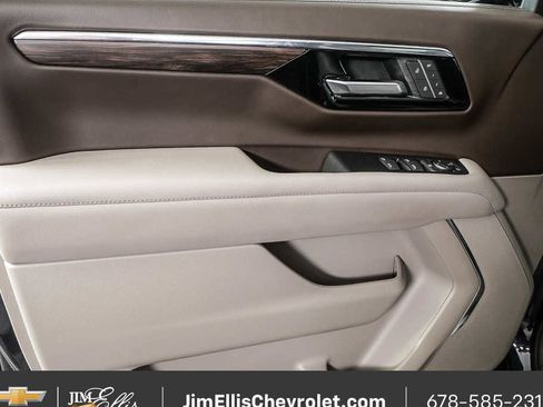 Certified 2025 Chevrolet Tahoe LT image 6