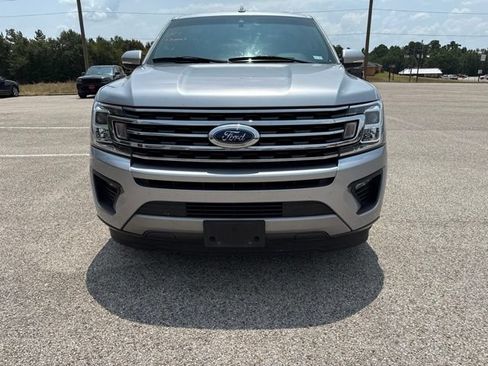 Used 2021 Ford Expedition XLT RWD image 2
