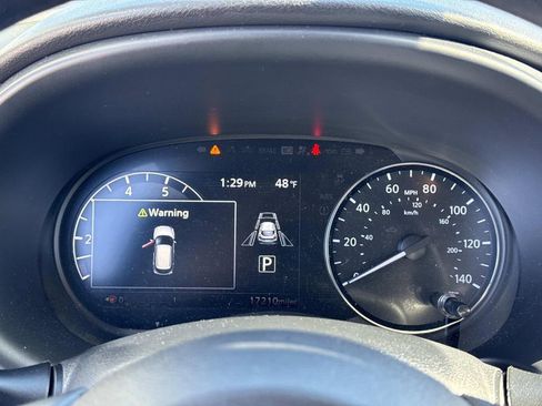 Certified 2024 Nissan Kicks SV image 30