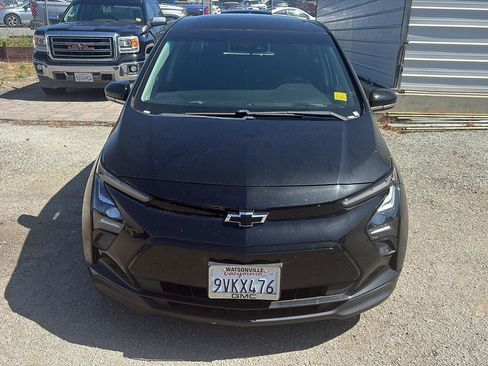 Used 2023 Chevrolet Bolt LT w/ Driver Confidence Package FWD image 8