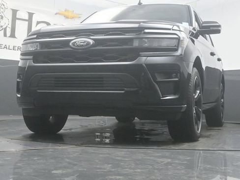 Used 2024 Ford Expedition Limited AWD/4WD image 58