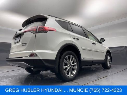 Used 2018 Toyota RAV4 Limited w/ Advanced Technology Package AWD/4WD image 22