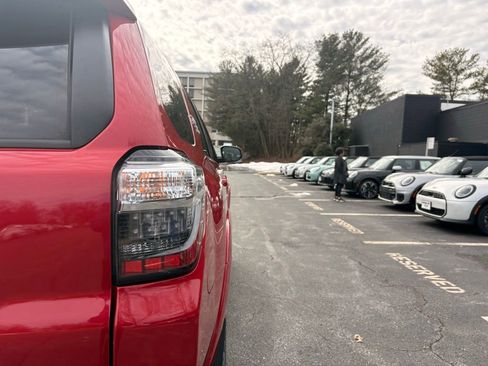 Used 2024 Toyota 4Runner TRD Off-Road image 35