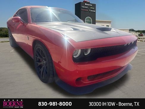 Used 2016 Dodge Challenger SRT Hellcat RWD image 7