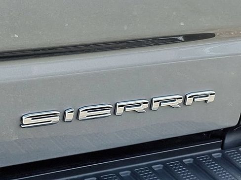 Certified 2023 GMC Sierra 1500 Denali w/ Technology Package AWD/4WD image 32