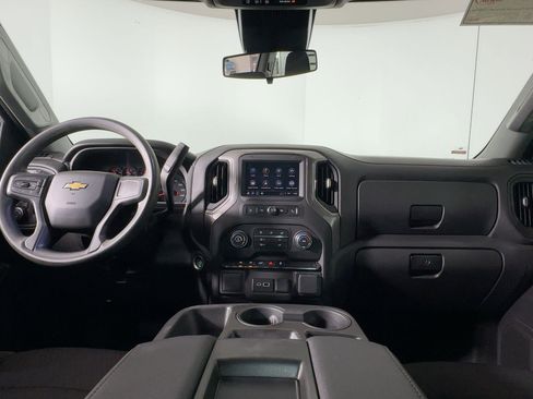 Used 2024 Chevrolet Silverado 1500 Custom image 14
