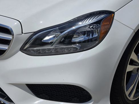 Used 2014 Mercedes-Benz E 350 Sedan image 34