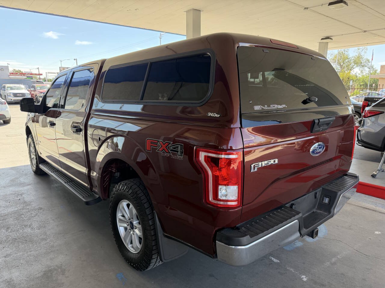 Used 2017 Ford F150 XLT w/ Equipment Group 301A Mid AWD/4WD image 4