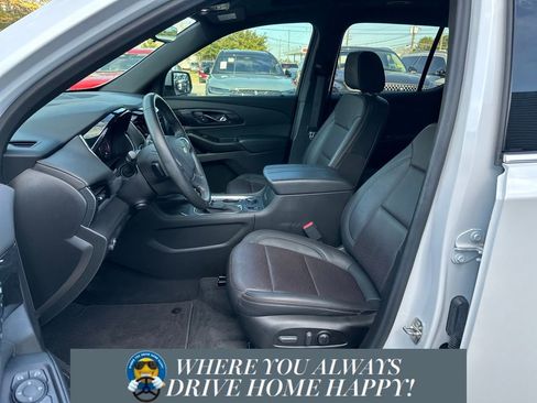 Used 2023 Chevrolet Traverse High Country w/ LPO, Cargo Package image 7