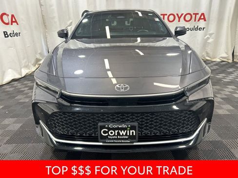 Used 2023 Toyota Crown AWD/4WD image 2