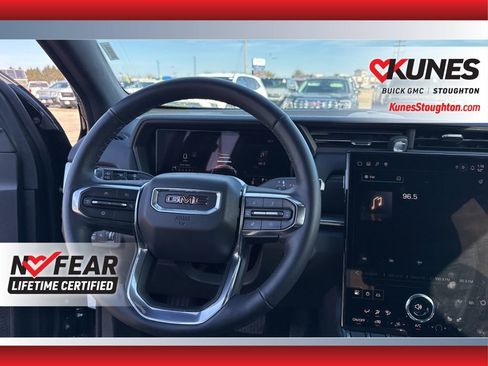 Used 2025 GMC Terrain Elevation image 39