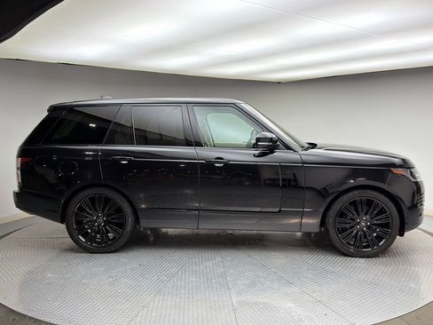 Used 2022 Land Rover Range Rover Westminster Edition image 4