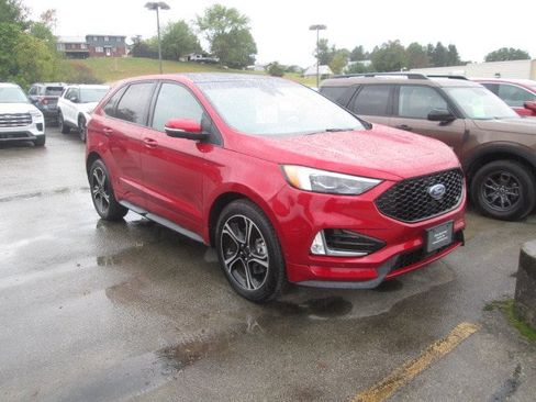 Used 2020 Ford Edge ST w/ Equipment Group 401A image 2