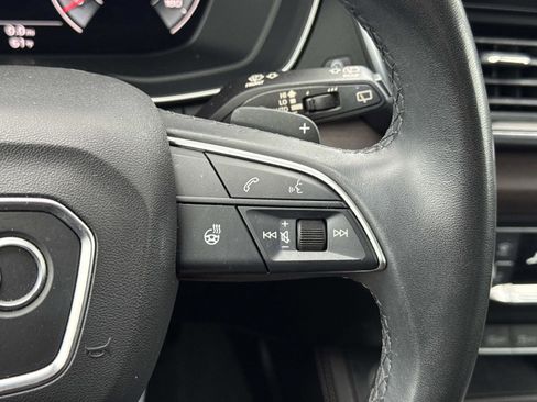 Used 2021 Audi Q5 Premium Plus w/ Premium Plus Package image 12
