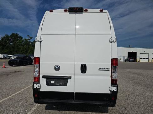 Used 2023 RAM ProMaster 3500 w/ Safety Group FWD image 9