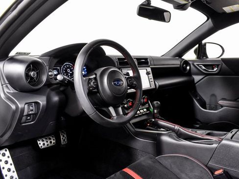 Used 2024 Subaru BRZ Limited image 19
