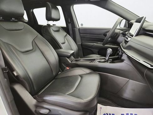 Used 2025 Jeep Compass Limited w/ High Altitude Package AWD/4WD image 28