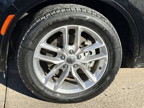 Used 2023 Dodge Durango GT image 19