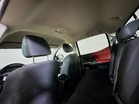 Used 2022 Toyota Tacoma SR5 image 13