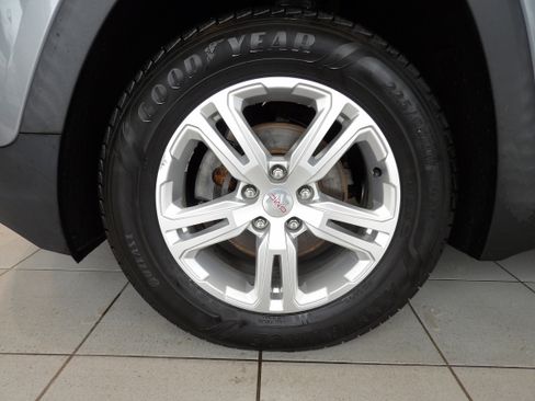 Used 2019 GMC Terrain SLE w/ Driver Convenience Package AWD/4WD image 21