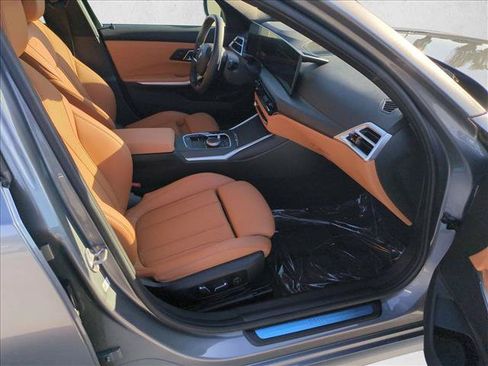 Used 2026 BMW 330i Sedan w/ Convenience Package RWD image 22