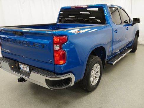 Certified 2022 Chevrolet Silverado 1500 LT AWD/4WD image 4