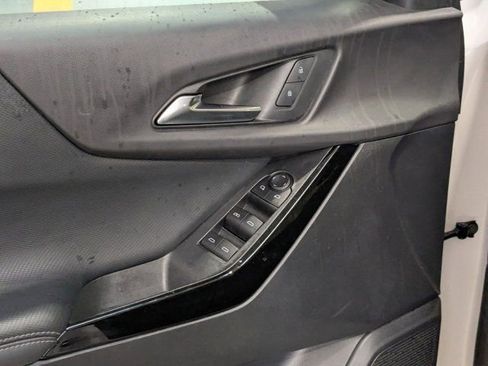 Used 2025 Chevrolet Equinox LT image 13