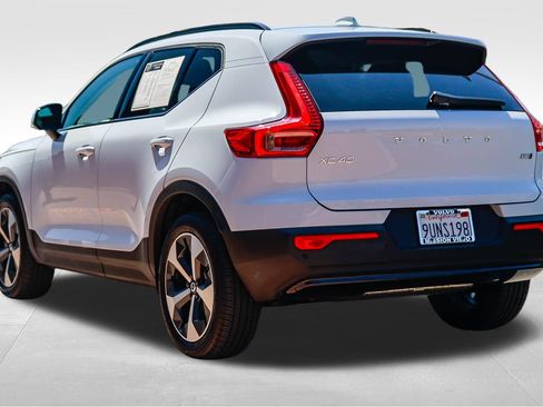 Certified 2026 Volvo XC40 B5 Plus w/ Protection Package Premier AWD/4WD image 5