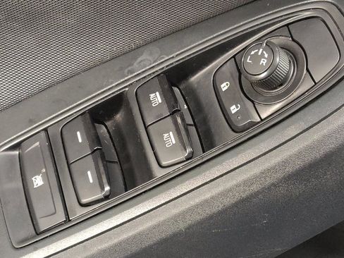 Used 2020 Subaru Impreza 2.0i Sport image 27