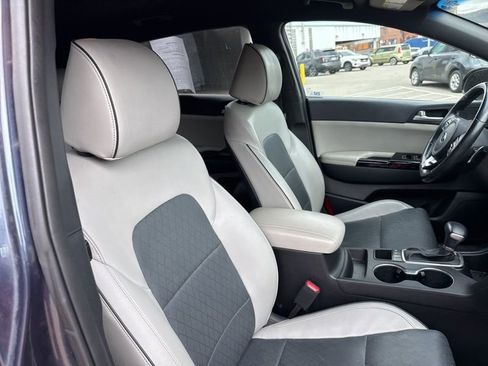 Used 2018 Kia Sportage EX w/ EX Sport Appearance Package image 9