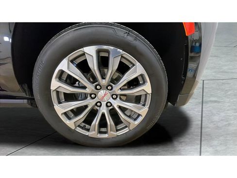 Certified 2021 GMC Yukon XL Denali w/ Denali Ultimate Package image 24